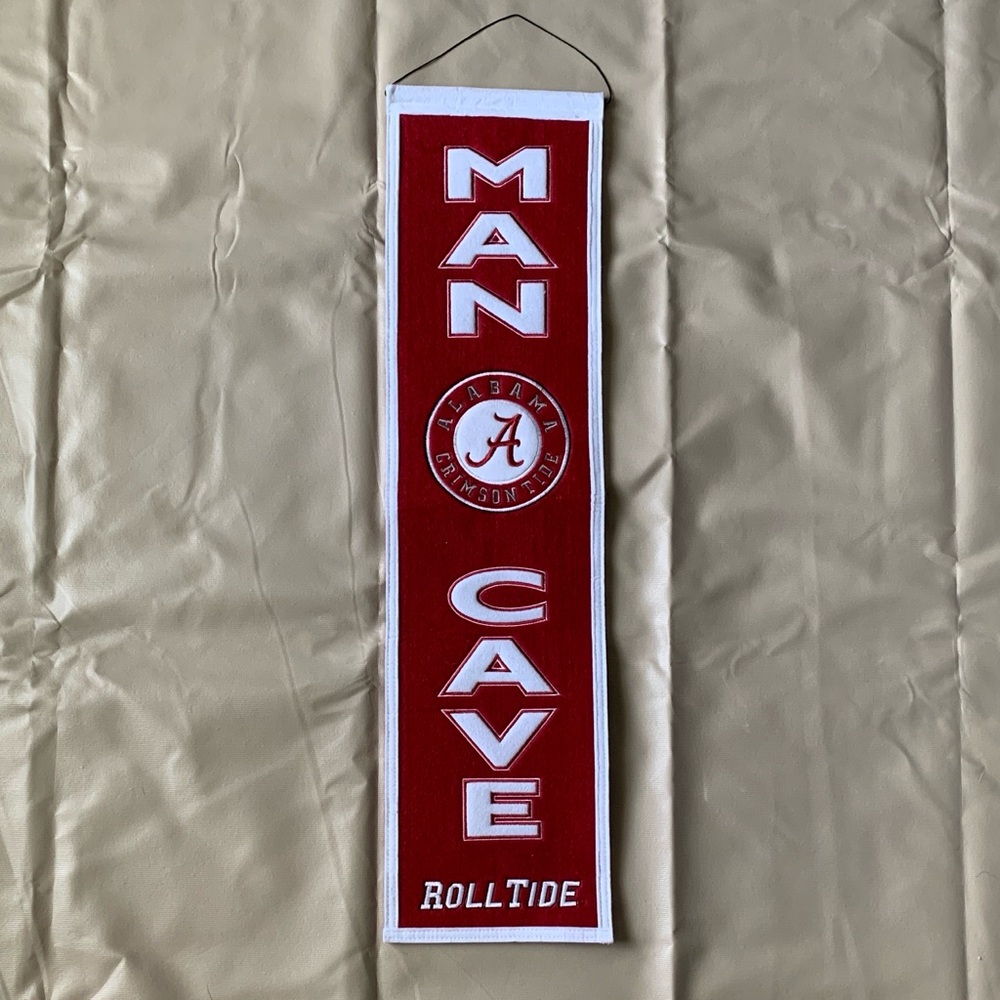 ALABAMA CRIMSON TIDE MAN CAVE BANNER